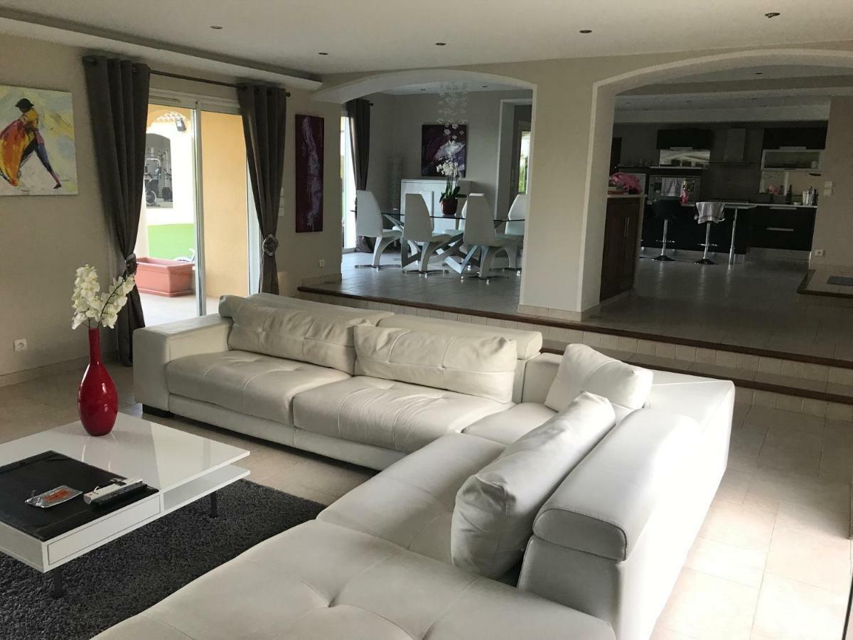Villa Sanata Les Arcs-sur-Argens Εξωτερικό φωτογραφία